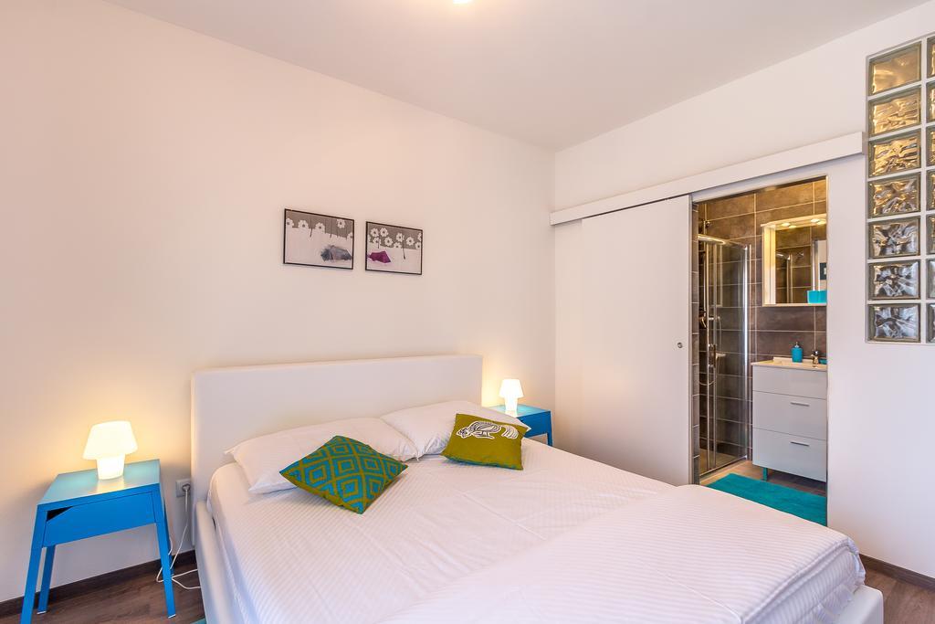 Apartment Miro プーラ 部屋 写真