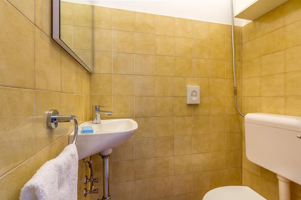 Apartment Miro プーラ 部屋 写真
