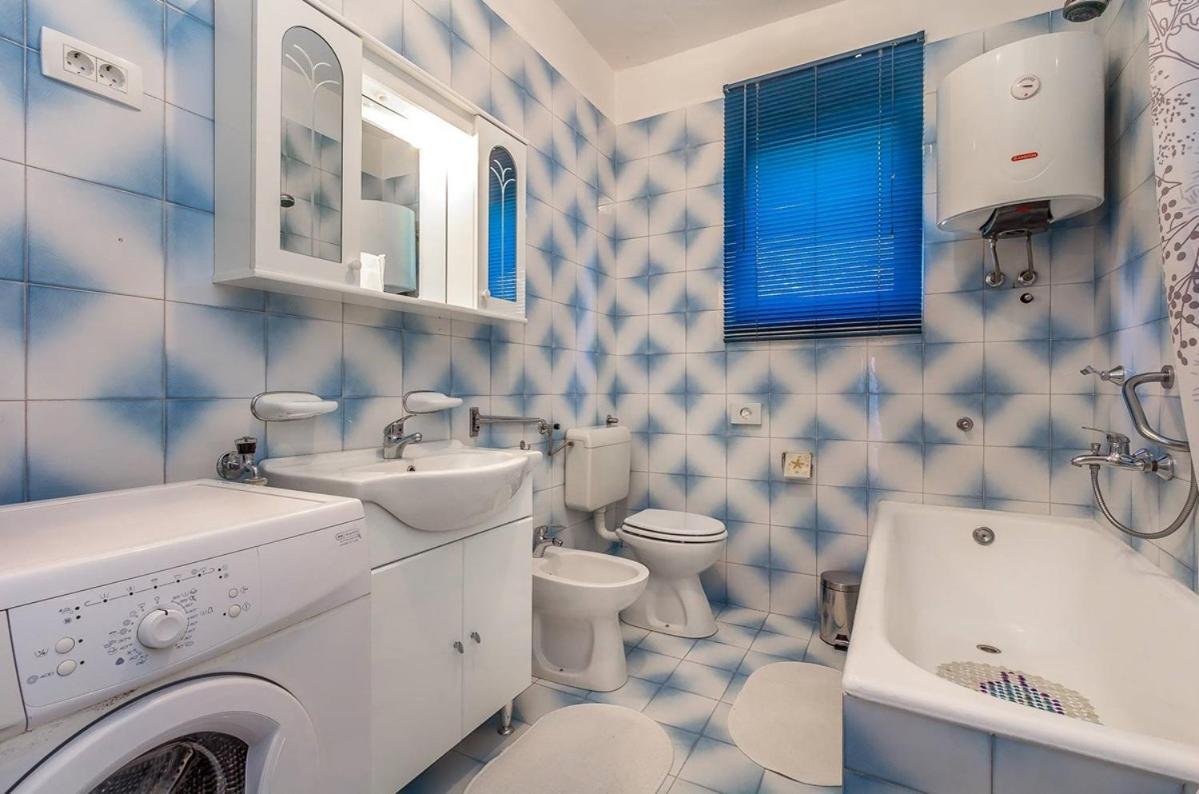 Apartment Miro プーラ エクステリア 写真